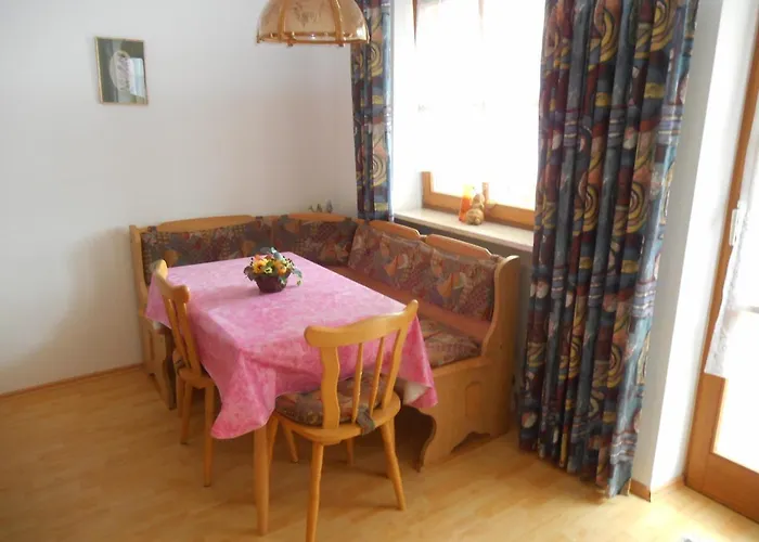 Haus An Der Abens Apartmán